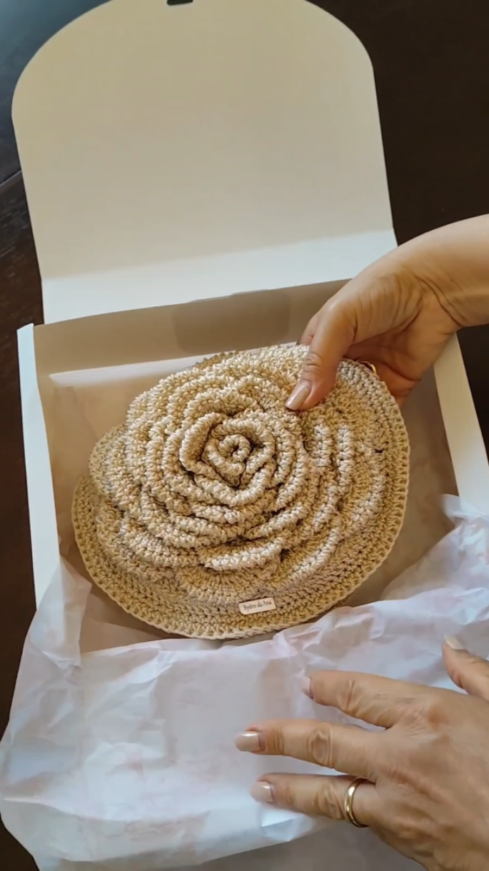 Bolsa Flor em Croché