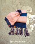 Gorro e cachecol em tricot