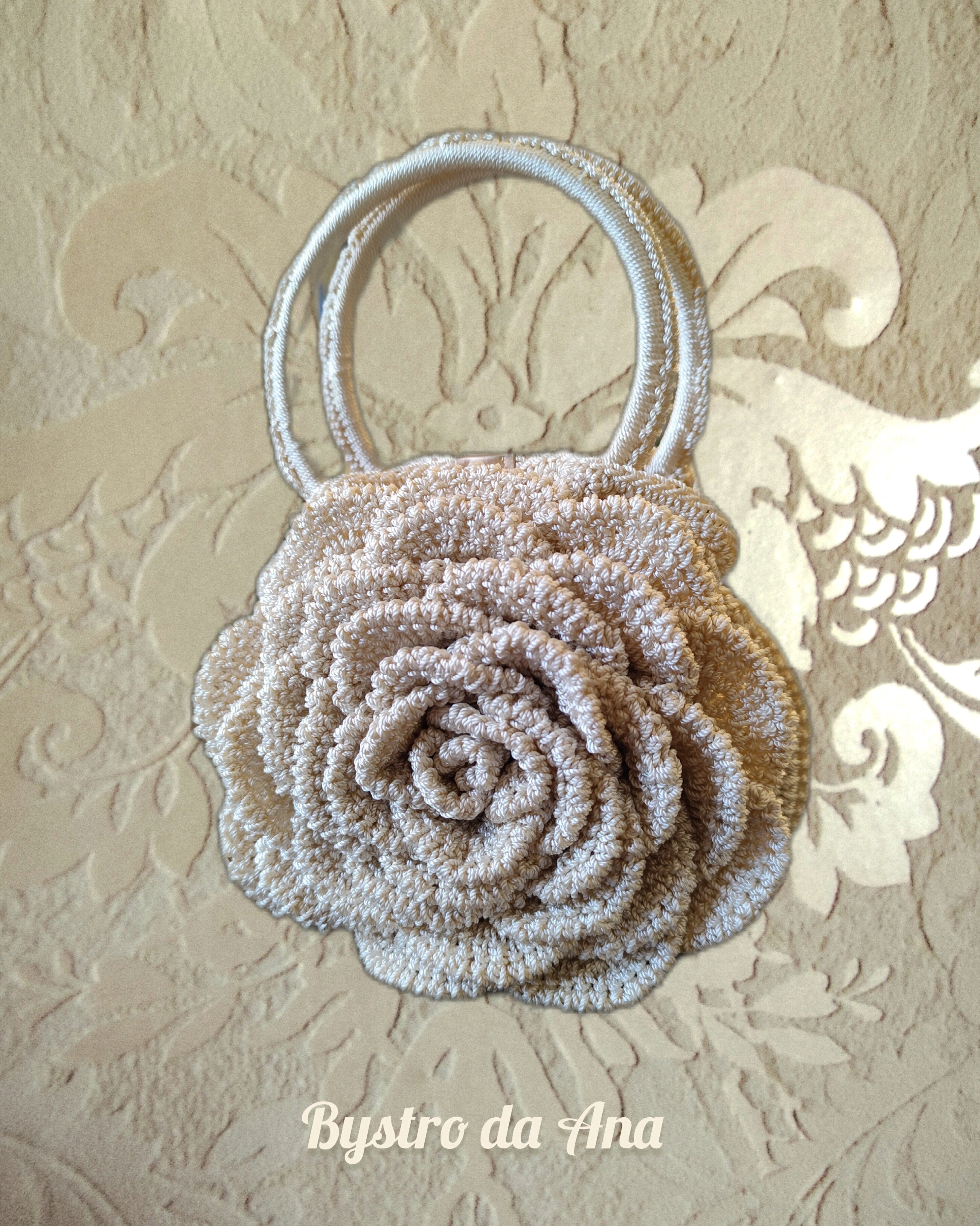 Bolsa Flor em Croché