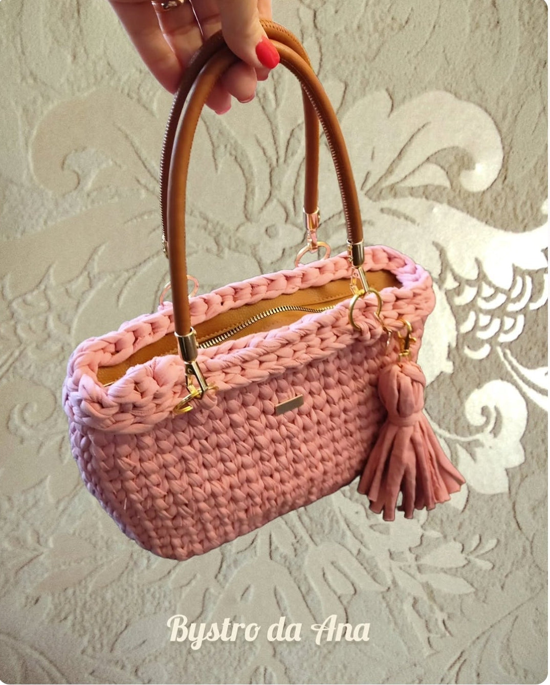 Mala Top Handle em Croché
